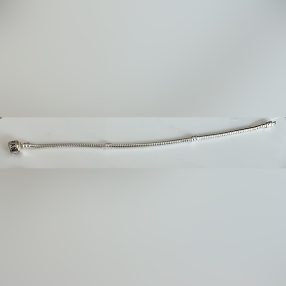 ❤️ Pandora Moments Snake Chain Bracelet Size Approx 16 inches length - Picture 3 of 6